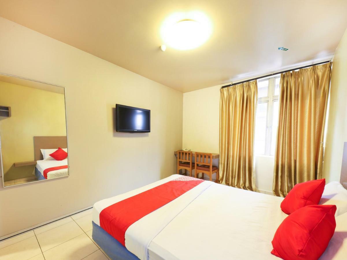 Oyo 434 Marbella Hotel Johor Bahru Eksteriør billede