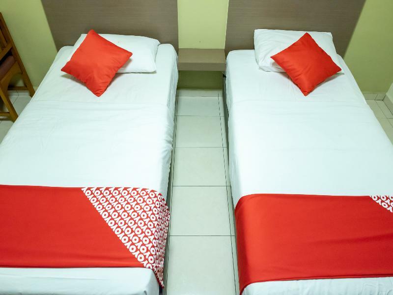 Oyo 434 Marbella Hotel Johor Bahru Eksteriør billede